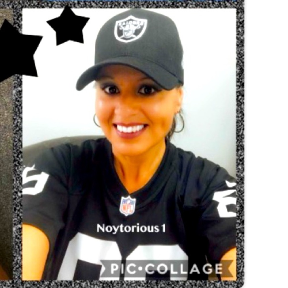 Meet your Posher, Noemi